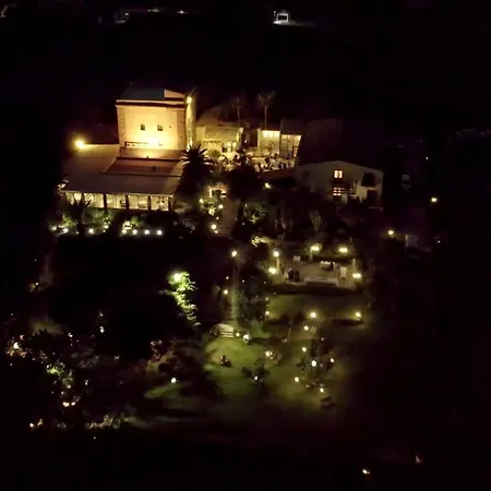 Foresteria Baglio Della Luna 4*